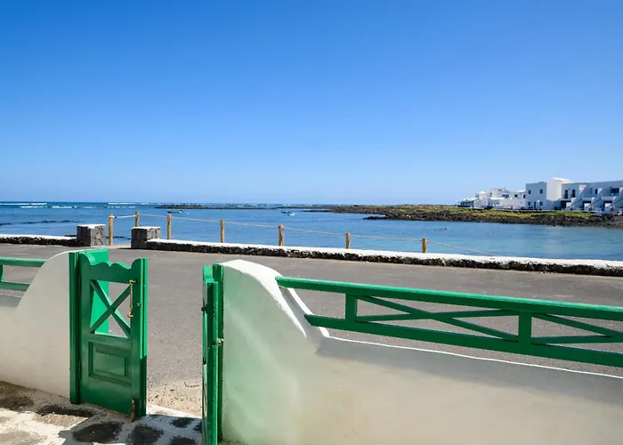 Charco La Pared 2 * Órzola